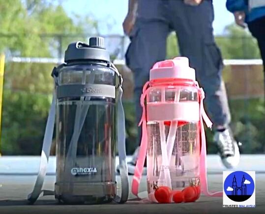 Big BPA With Straps Free Exercise Gym Training Drink Gallon Water Bottle With Straw Portable Bottle_water bottle unboxing_trusted malaysia