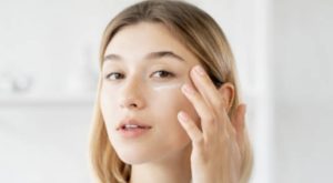 Use face moisturizer or tissues