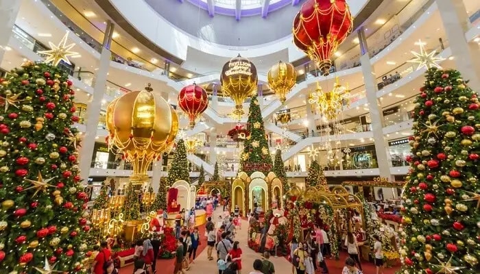 Malls and shopping centers go all-out on Christmas decorations