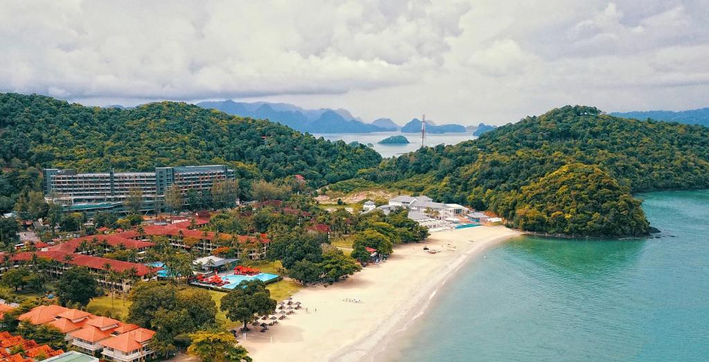 Pantai Cenang