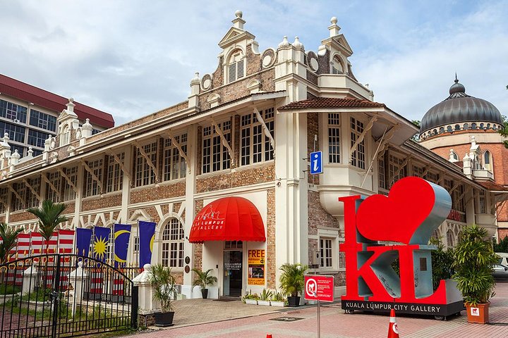Shop ‘Til You Drop at Mid Valley Megamall