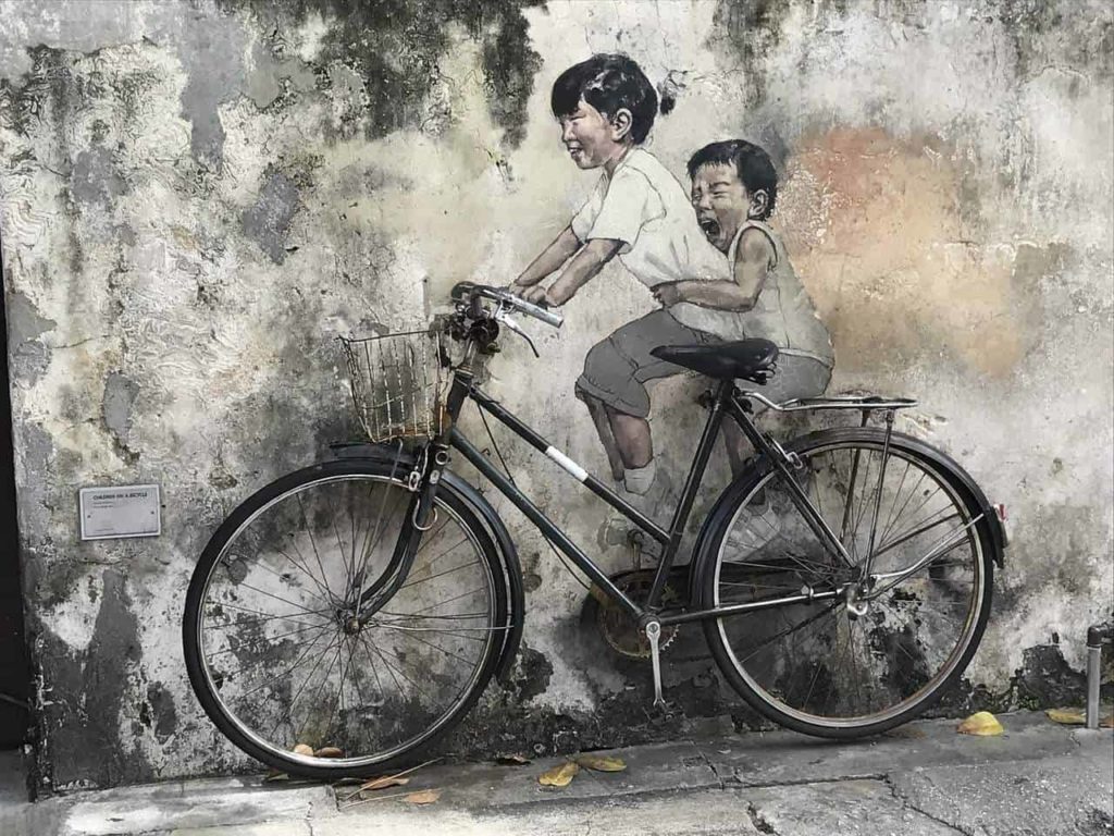 Explore the vibrant street art