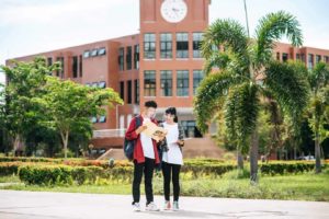 How much does private school cost in Malaysia