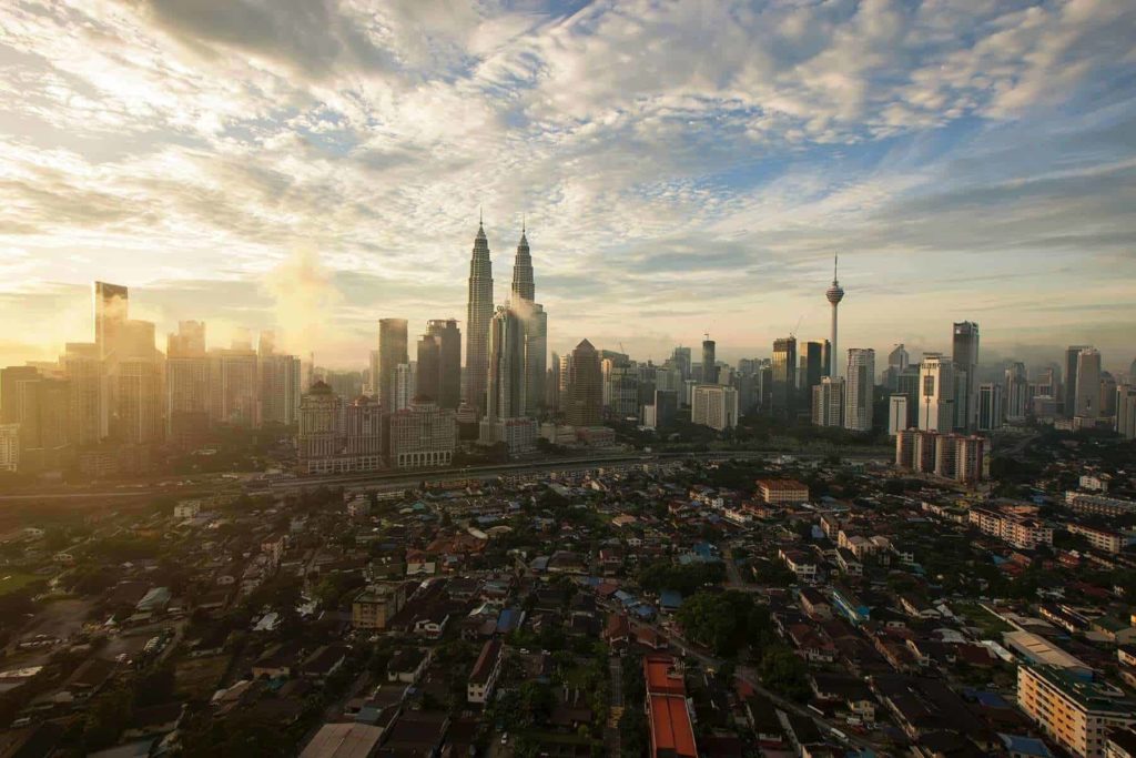 Weather in Malaysia vs. Singapore
