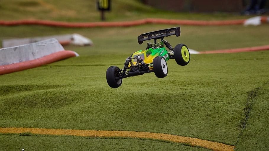 Witness exciting RC races